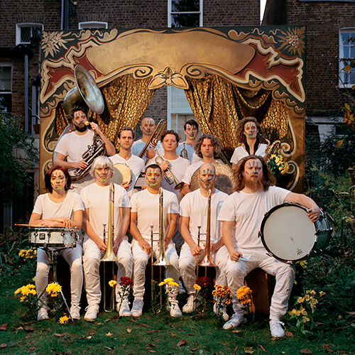 Hackney Colliery Band Lyssna I Deezer Musikstreaming - 