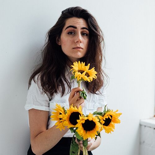 Review: Dodie's 'Hot Mess' is everything but one