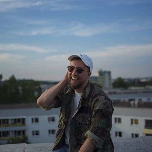 Prinz Pi Listen On Deezer Music Streaming