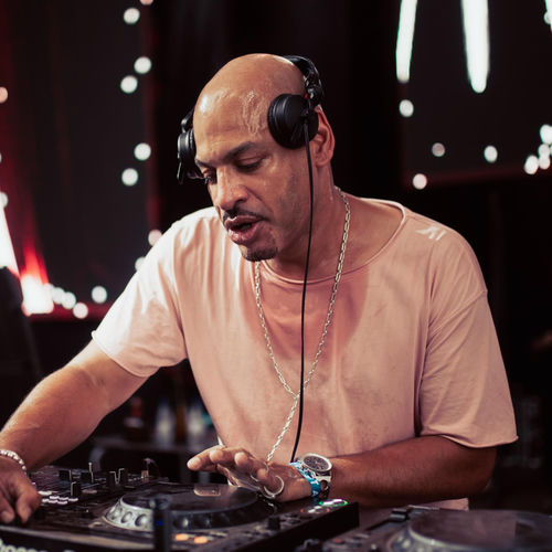 Dennis Ferrer デニス フェラー Hey Hey アナログ 12\" Dennis Ferrer - Hey Hey - The Mixes - YouTube