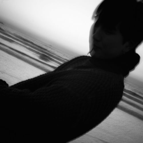 Woshi – Over (feat. Minna Seo) – Single