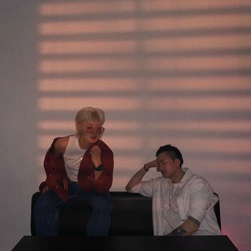 SUITZ, Scoll – Fangless – Single