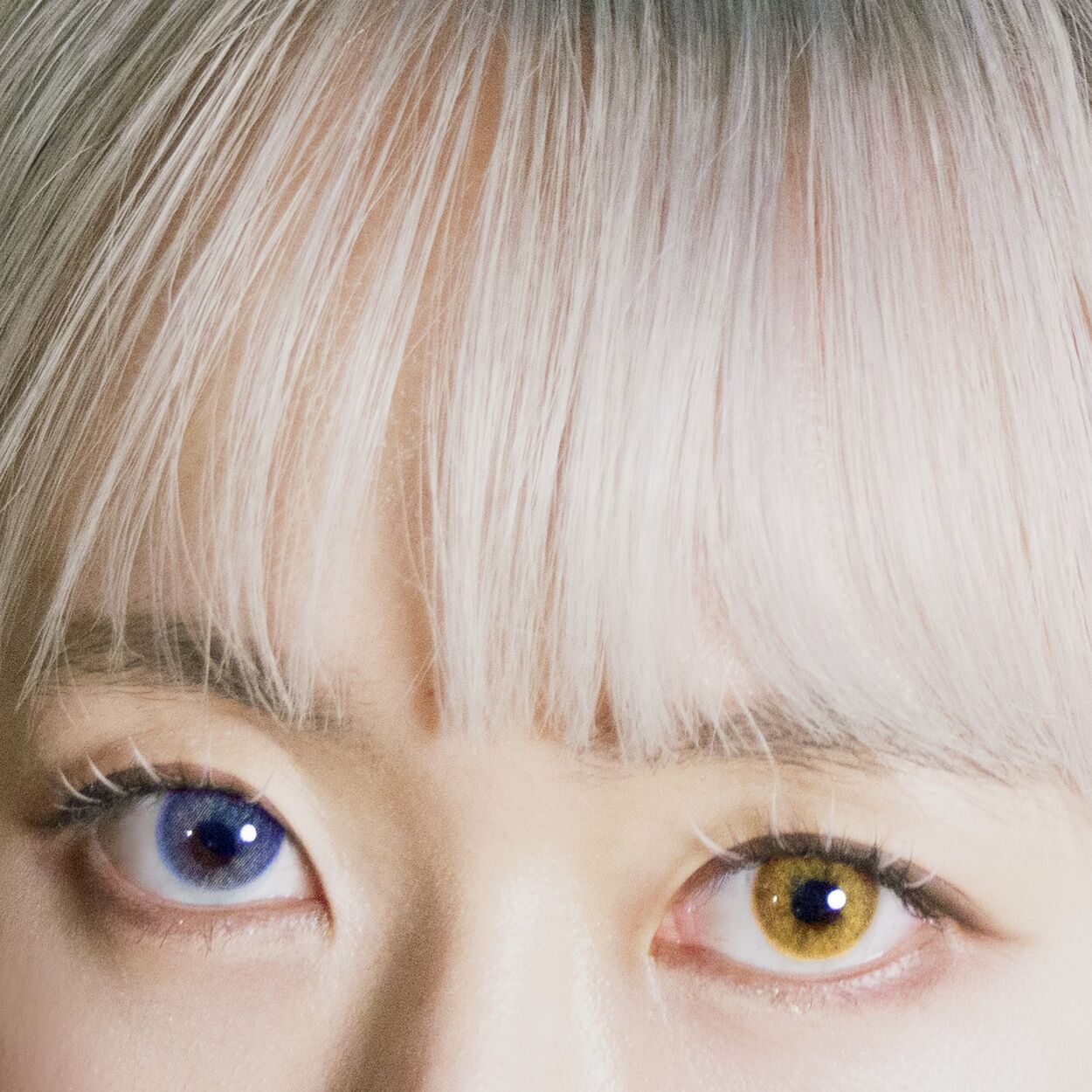 YU YEON WOO – odd eye – Single