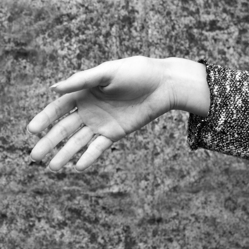 Wanderingbreath – Handshake