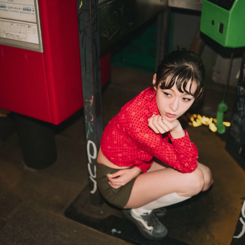 NIKA – Easy to please me – Single