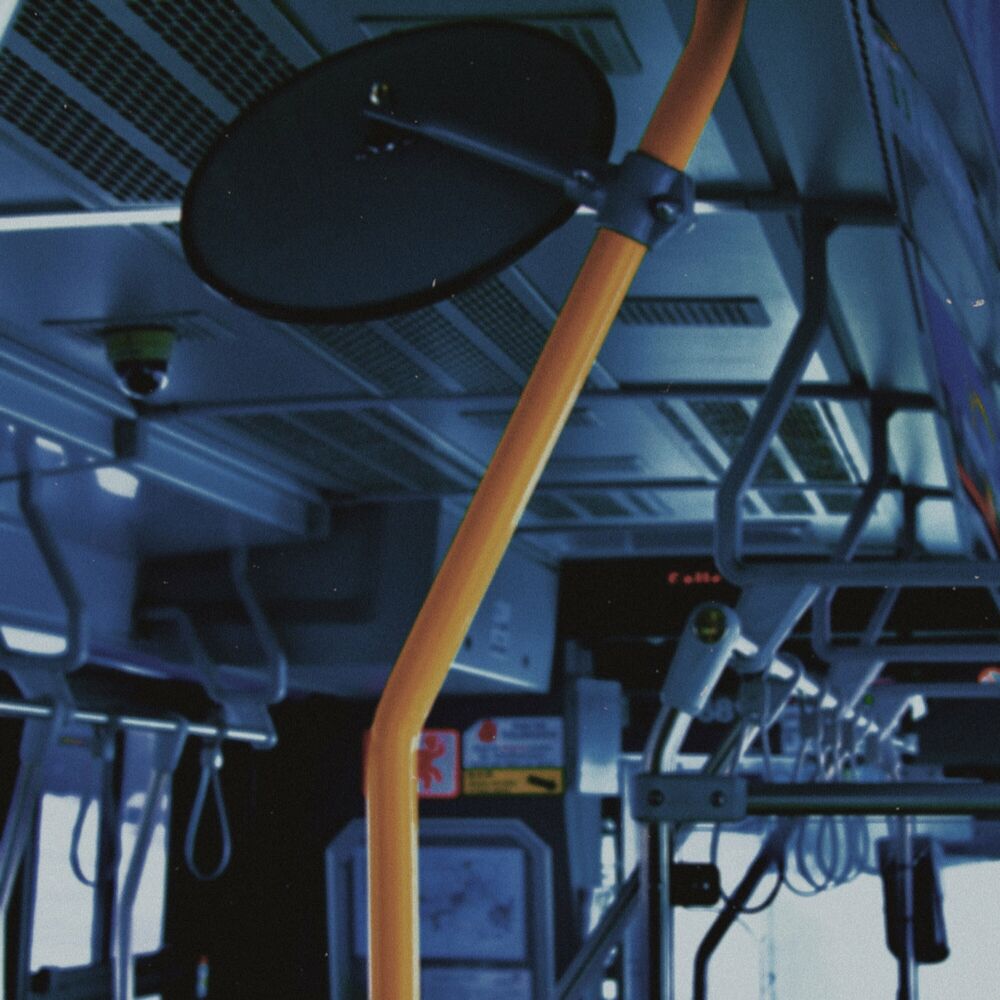 ONSOO – in the bus – Single