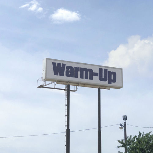 lIlBOI – Warm-Up – Single
