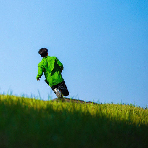 Boi Brown – Stay out of my way – Single