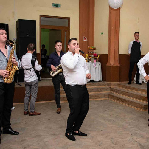 hai mandro sa facem nunta