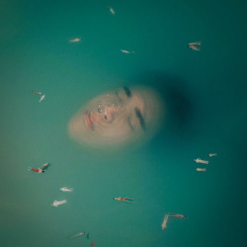 JU SUNG – At arm’s length – Single