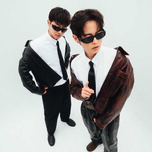 Rovv – Like The First Time – Single