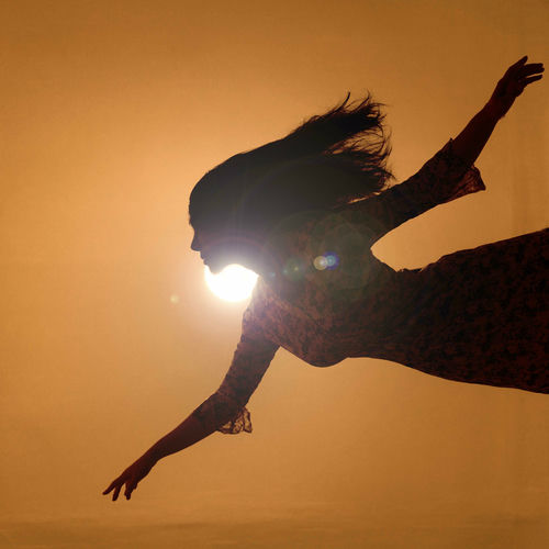 M!NN – Bailar – Single