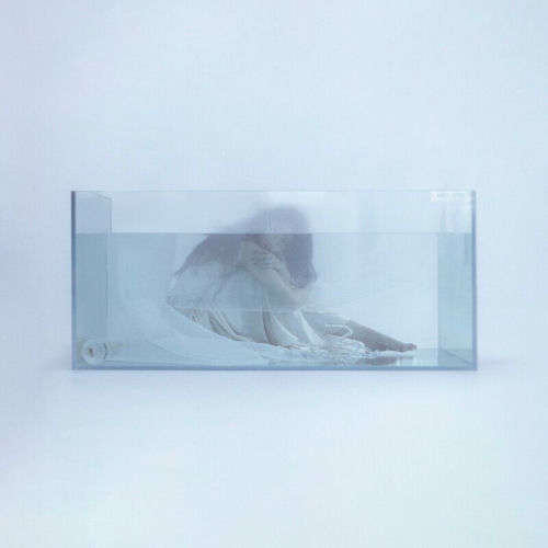 HUH YUNJIN – jellyfish – Single